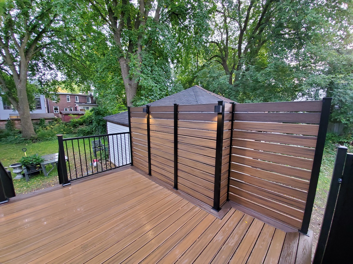 composite privacy screen