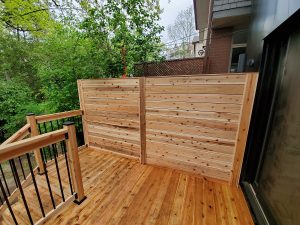 Wooden privacy screen