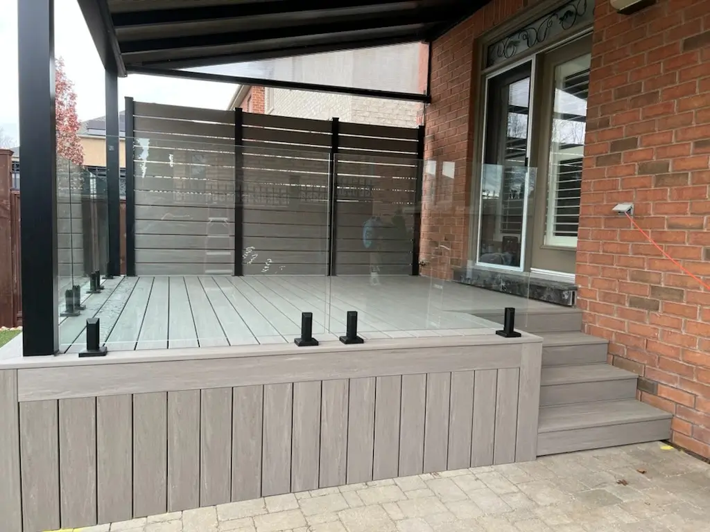 Frameless glass railing installers Toronto
